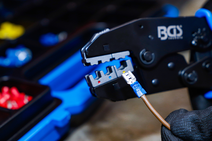 Kleště konektorové, ráčnové - BGS 1411